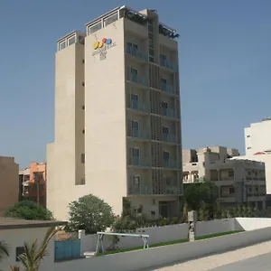 International 4* Dakar