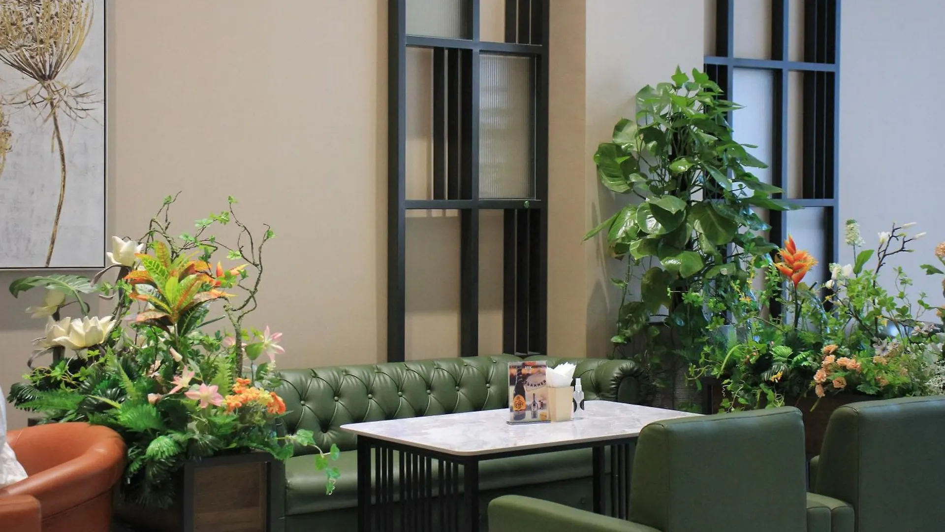 Lanura Apartments And Hotel 호치민