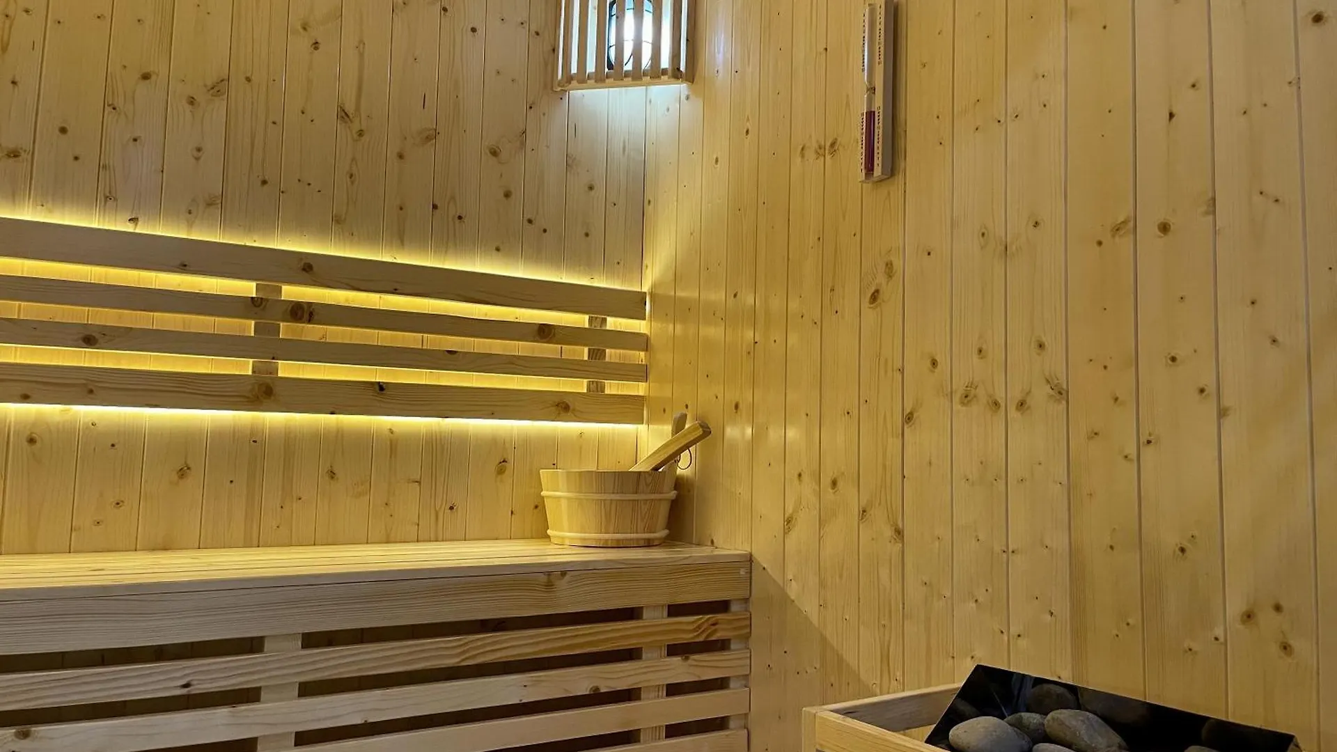 ***  Lanura Apartments And Hotel Ho Chi Minh City Vietnam